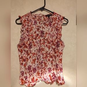 Banana Republic Sleeveless blouse